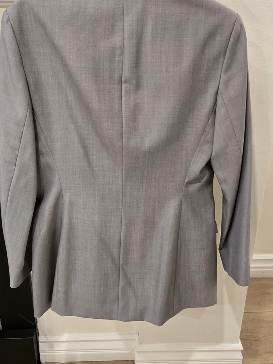 Brand New Light Gray Tailored Tahari Women's 2 piece Pants Suit. Size 8 - Picture 4 of 6